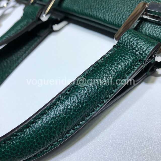 569712 27 Caviar 569712 27 Caviar