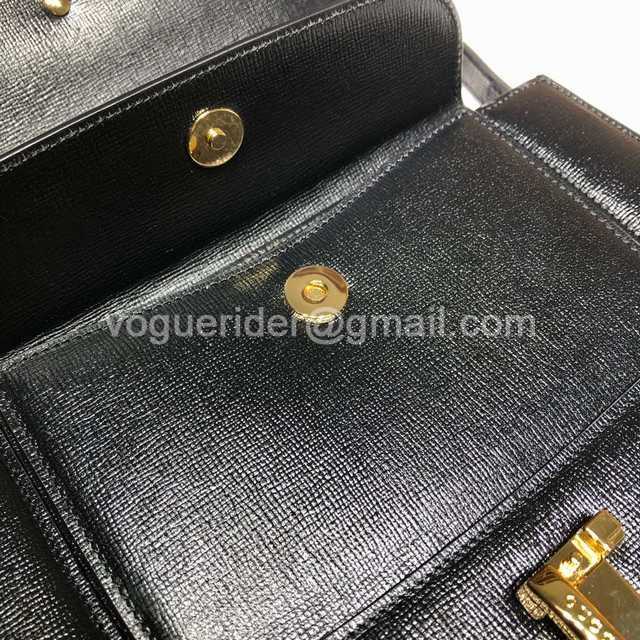 601067 25 601067 25