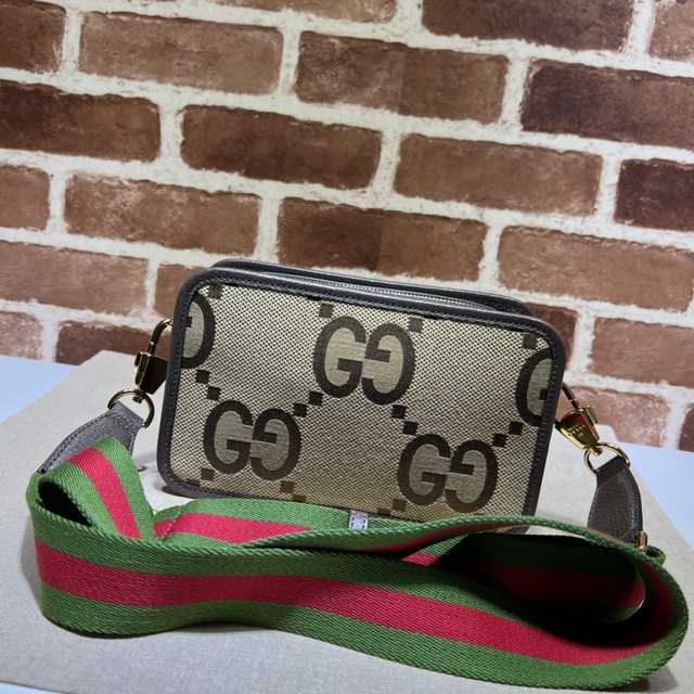 696075 22 696075 22
