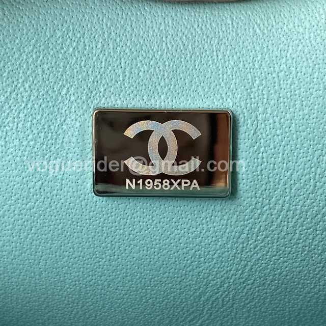 1115 Square 17 1115 Square 17