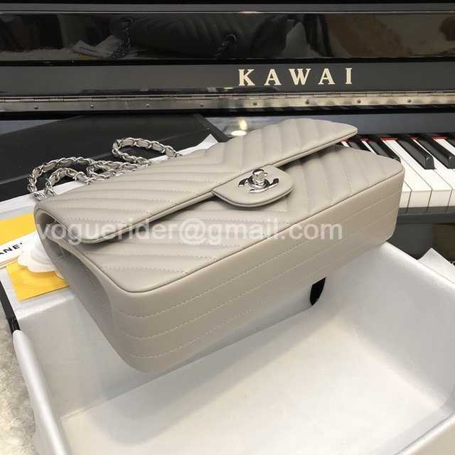 1112 V Medium 25cm 1112 V Medium 25cm