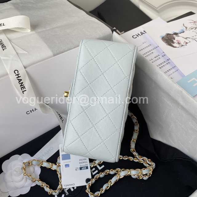 1115 Square 17 1115 Square 17