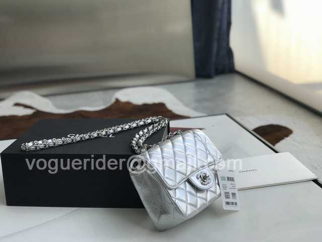 1115 Square 17 1115 Square 17