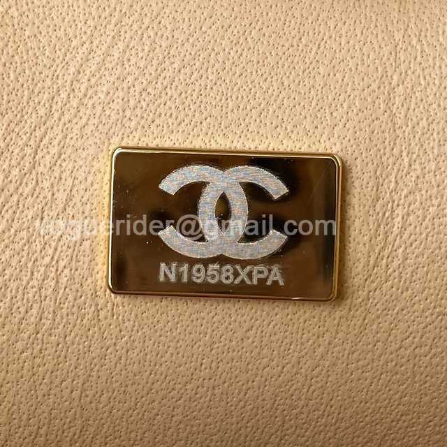 1115 Square 17 1115 Square 17