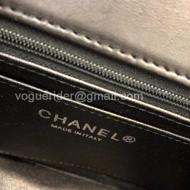 1115 V Square 17 1115 V Square 17
