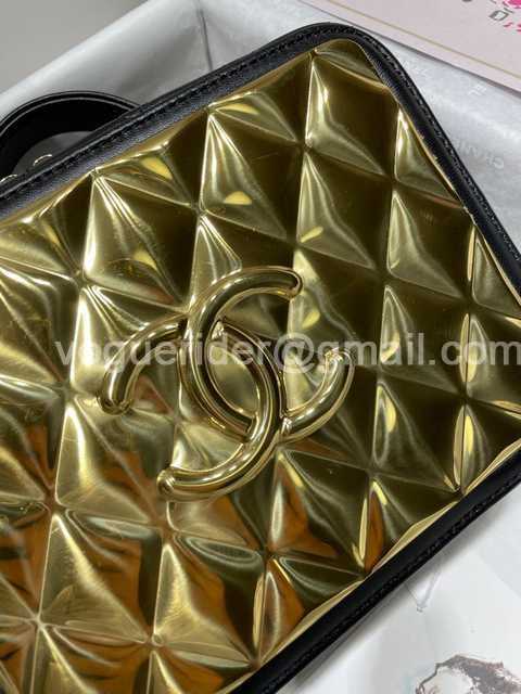 AS2900 Vanity Case 18 AS2900 Vanity Case 18