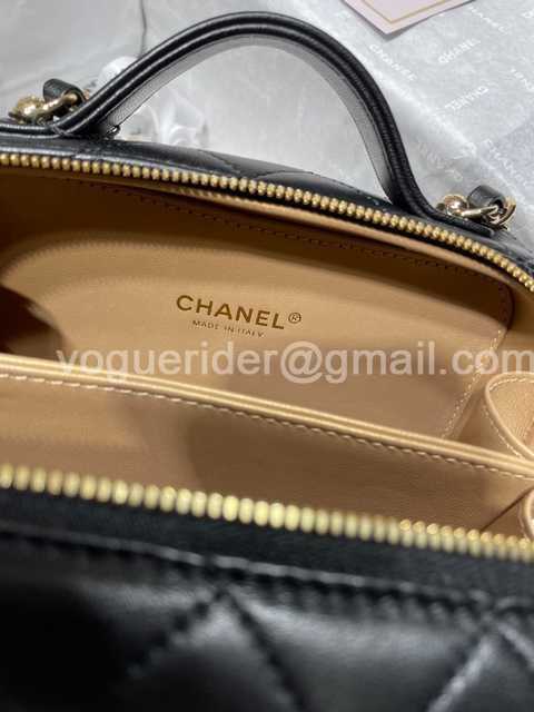 AS2900 Vanity Case 18 AS2900 Vanity Case 18