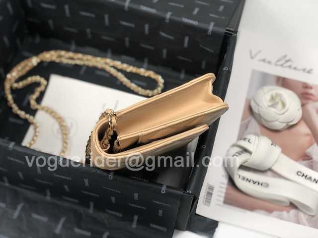 33814 WOC 19 Lambskin 33814 WOC 19 Lambskin