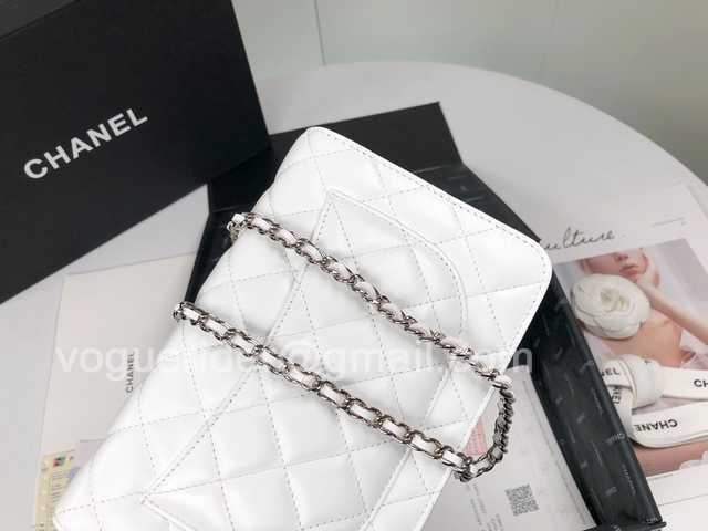 33814 WOC 19 Lambskin 33814 WOC 19 Lambskin