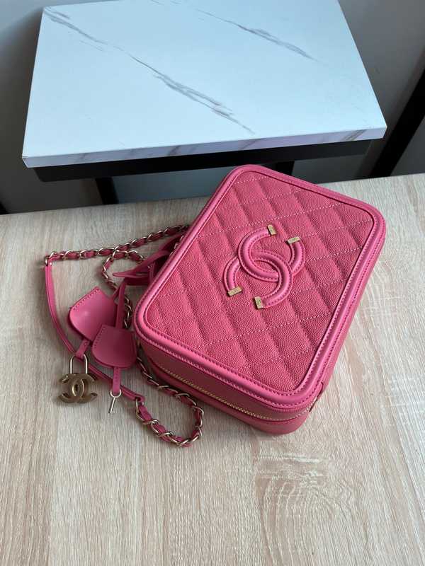 93343 Vanity Case 21 93343 Vanity Case 21
