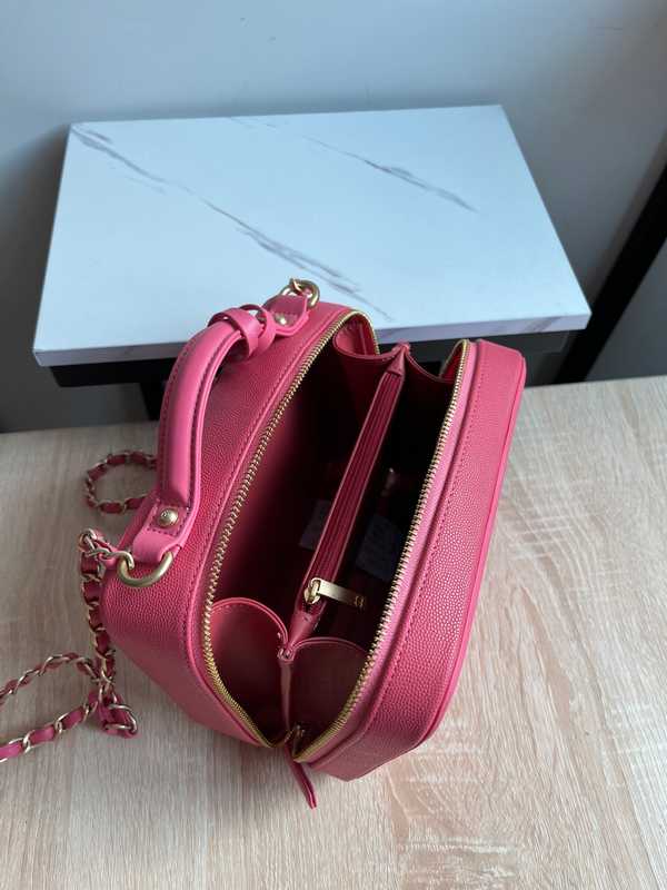 93343 Vanity Case 21 93343 Vanity Case 21