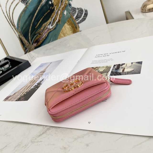 82086 Card Holder 82086 Card Holder