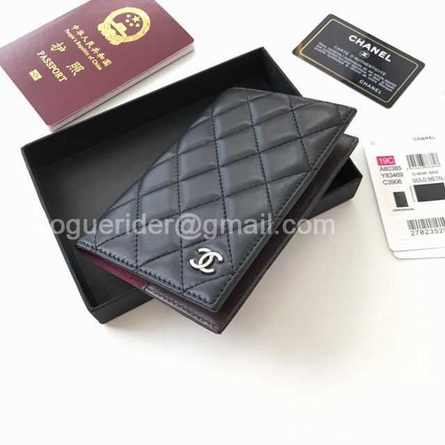 80385 Passport Holder 14 80385 Passport Holder 14