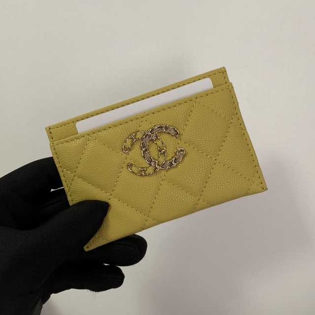 AP1843 Card Holder 11