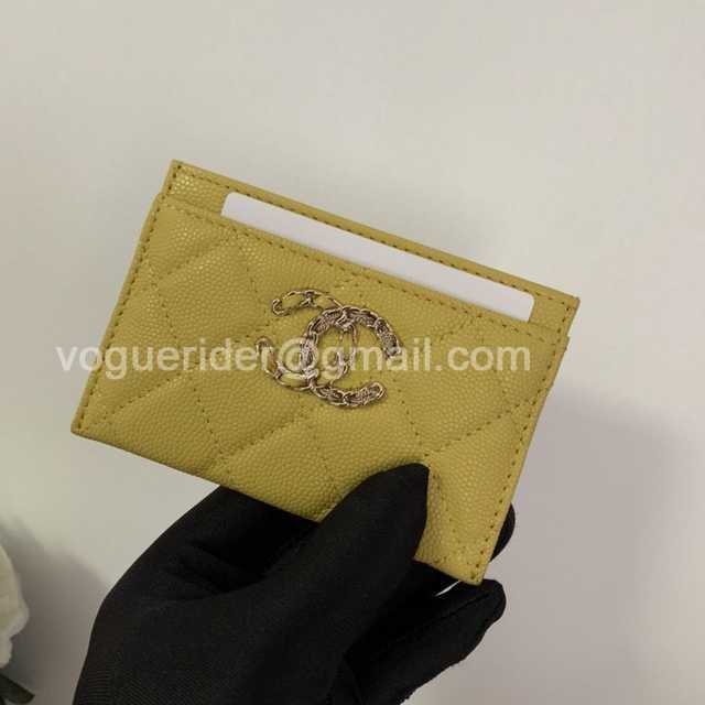 AP1843 Card Holder 11 AP1843 Card Holder 11