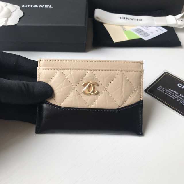 84368 Card Holder 11