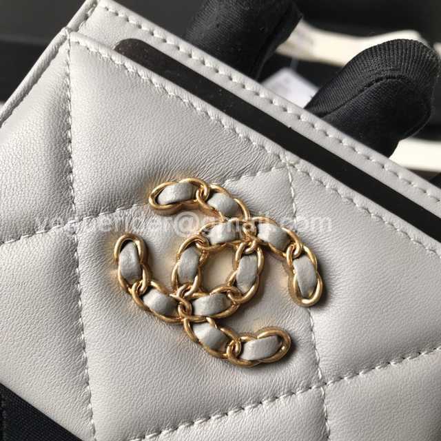 0941B Card Holder 11 0941B Card Holder 11
