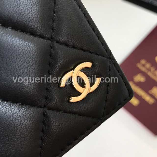 80385 Passport Holder 14 80385 Passport Holder 14