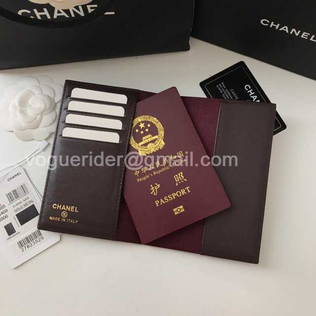 80385 Passport Holder 14 80385 Passport Holder 14