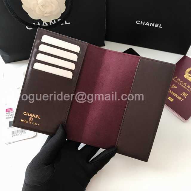 80385 Passport Holder 14 80385 Passport Holder 14