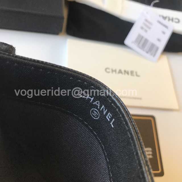 84431 Card Holder 11 84431 Card Holder 11