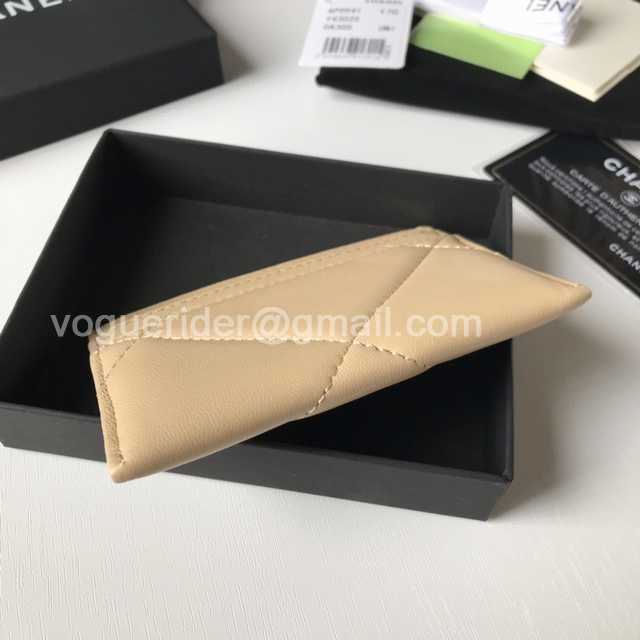 0941B Card Holder 11 0941B Card Holder 11