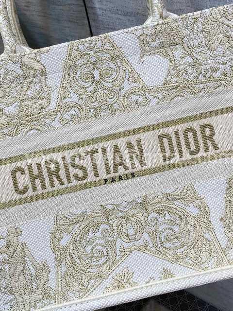 M1286 36 Embroidery M1286 36 Embroidery