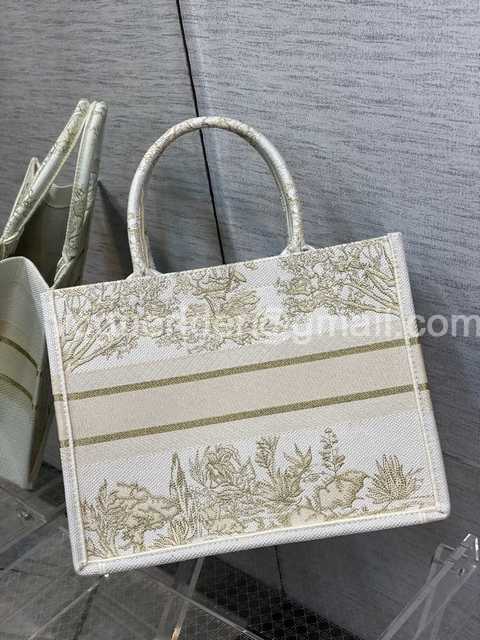 M1286 36 Embroidery M1286 36 Embroidery