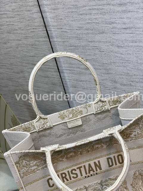 M1286 36 Embroidery M1286 36 Embroidery