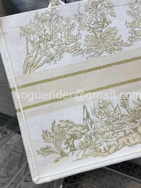 M1286 41 Embroidery M1286 41 Embroidery