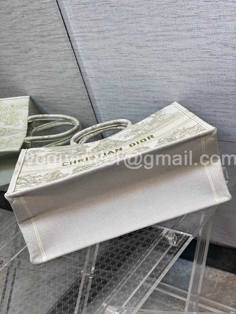 M1286 41 Embroidery M1286 41 Embroidery