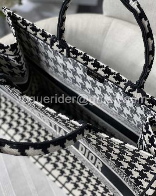 M1286 41 Tie & Dior M1286 41 Tie & Dior