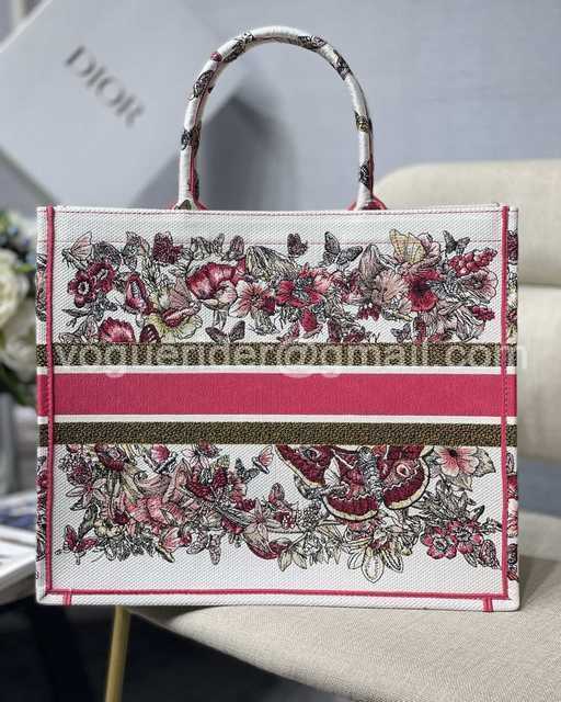 M1286 41 Embroidery M1286 41 Embroidery