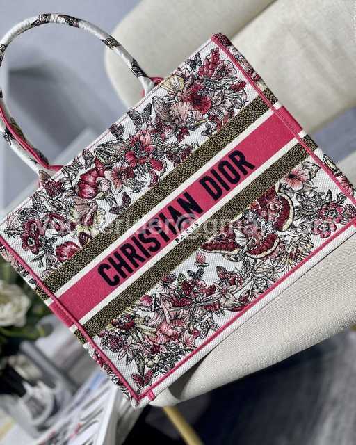 M1287 36 Embroidery M1287 36 Embroidery