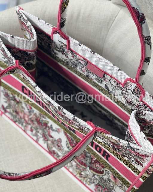 M1287 36 Embroidery M1287 36 Embroidery