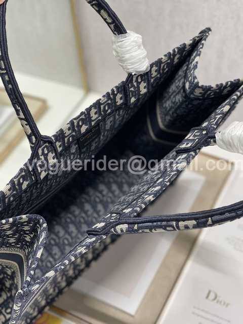 M1286 41 Oblique M1286 41 Oblique