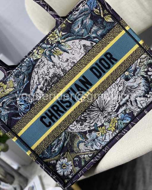 M1287 36 Embroidery M1287 36 Embroidery