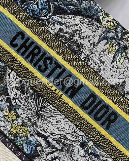M1287 36 Embroidery M1287 36 Embroidery