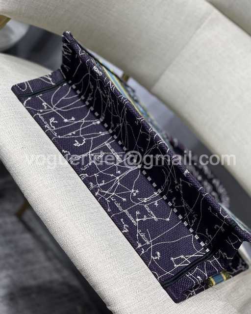 M1287 36 Embroidery M1287 36 Embroidery