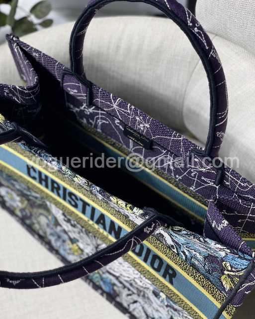 M1287 36 Embroidery M1287 36 Embroidery