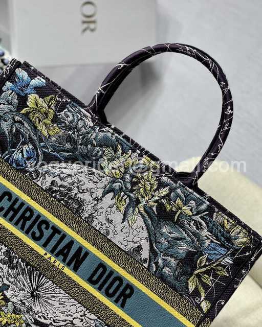 M1286 41 Embroidery M1286 41 Embroidery