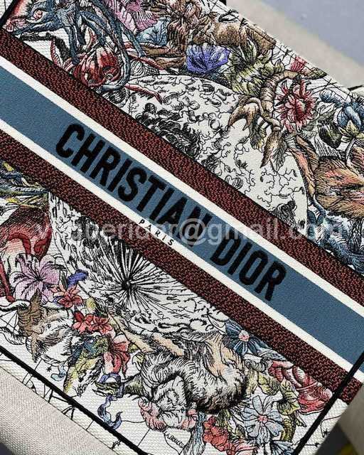 M1286 41 Embroidery M1286 41 Embroidery