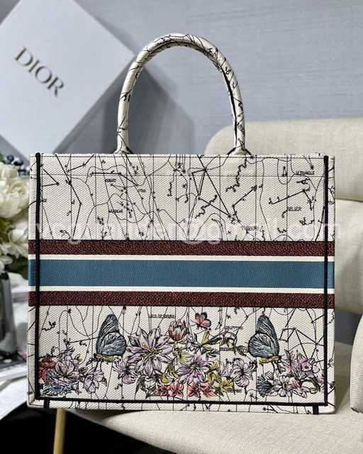 M1286 41 Embroidery M1286 41 Embroidery