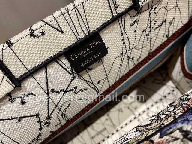 M1286 41 Embroidery M1286 41 Embroidery