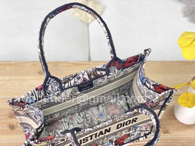 M1287 36 Embroidery M1287 36 Embroidery
