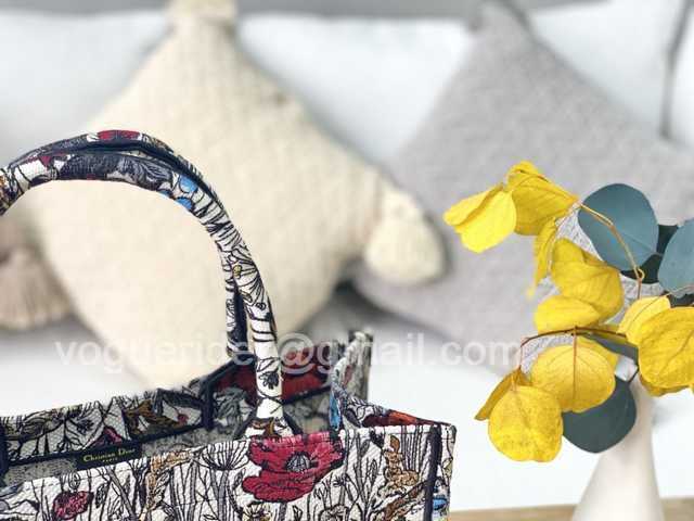 M1287 36 Embroidery M1287 36 Embroidery