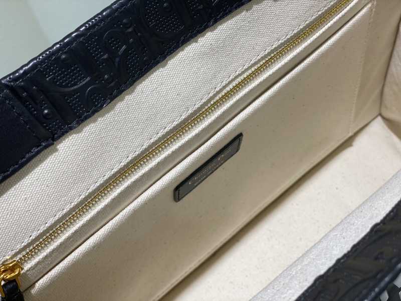 M1287 36 Leather M1287 36 Leather