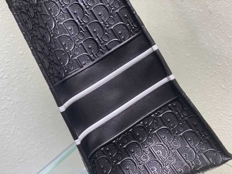 M1286 41 Leather M1286 41 Leather