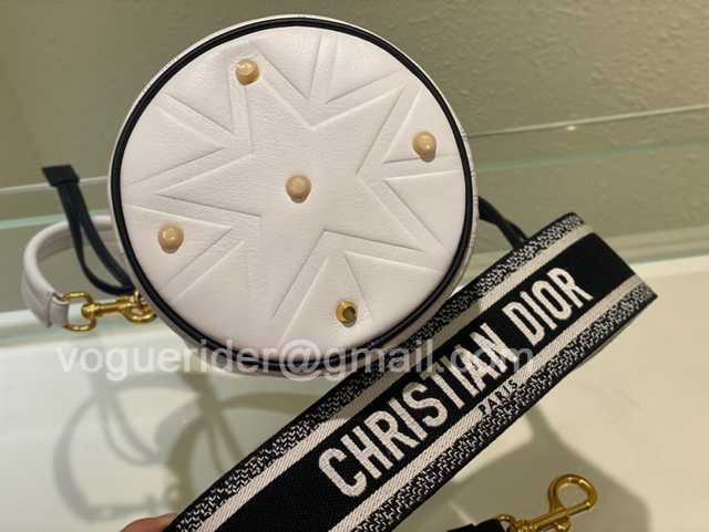 Vibe Bucket Leather 22 Vibe Bucket Leather 22