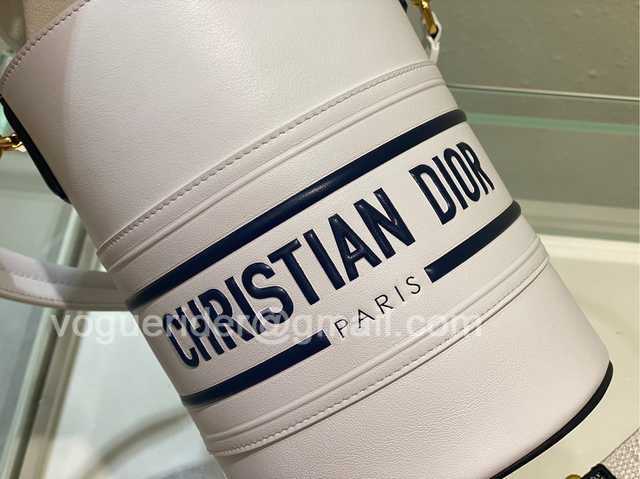 Vibe Bucket Leather 22 Vibe Bucket Leather 22